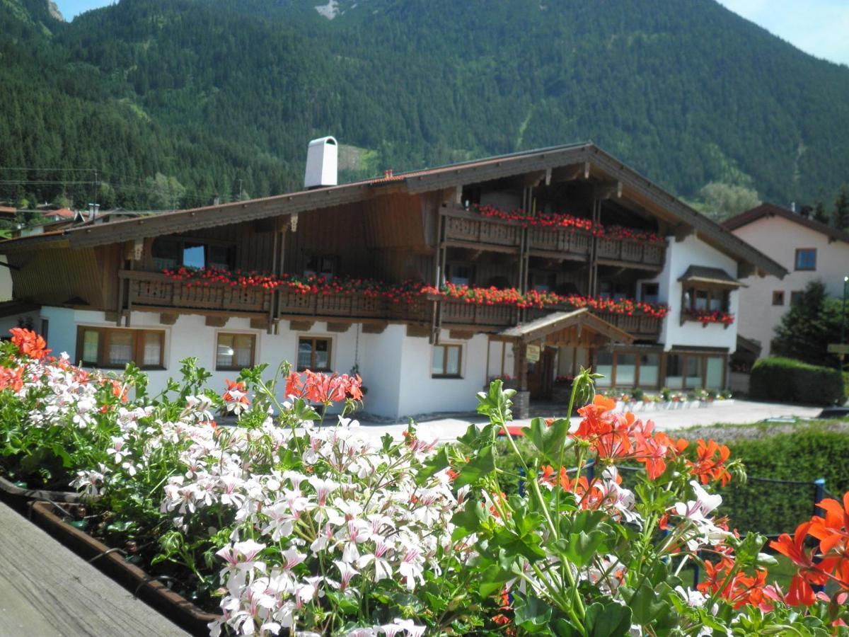 Landhaus Appartement Kofler Ferienwohnungen,Zimmer Maurach  Bagian luar foto